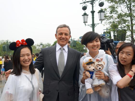 Disney officially opens Shanghai Disneyland