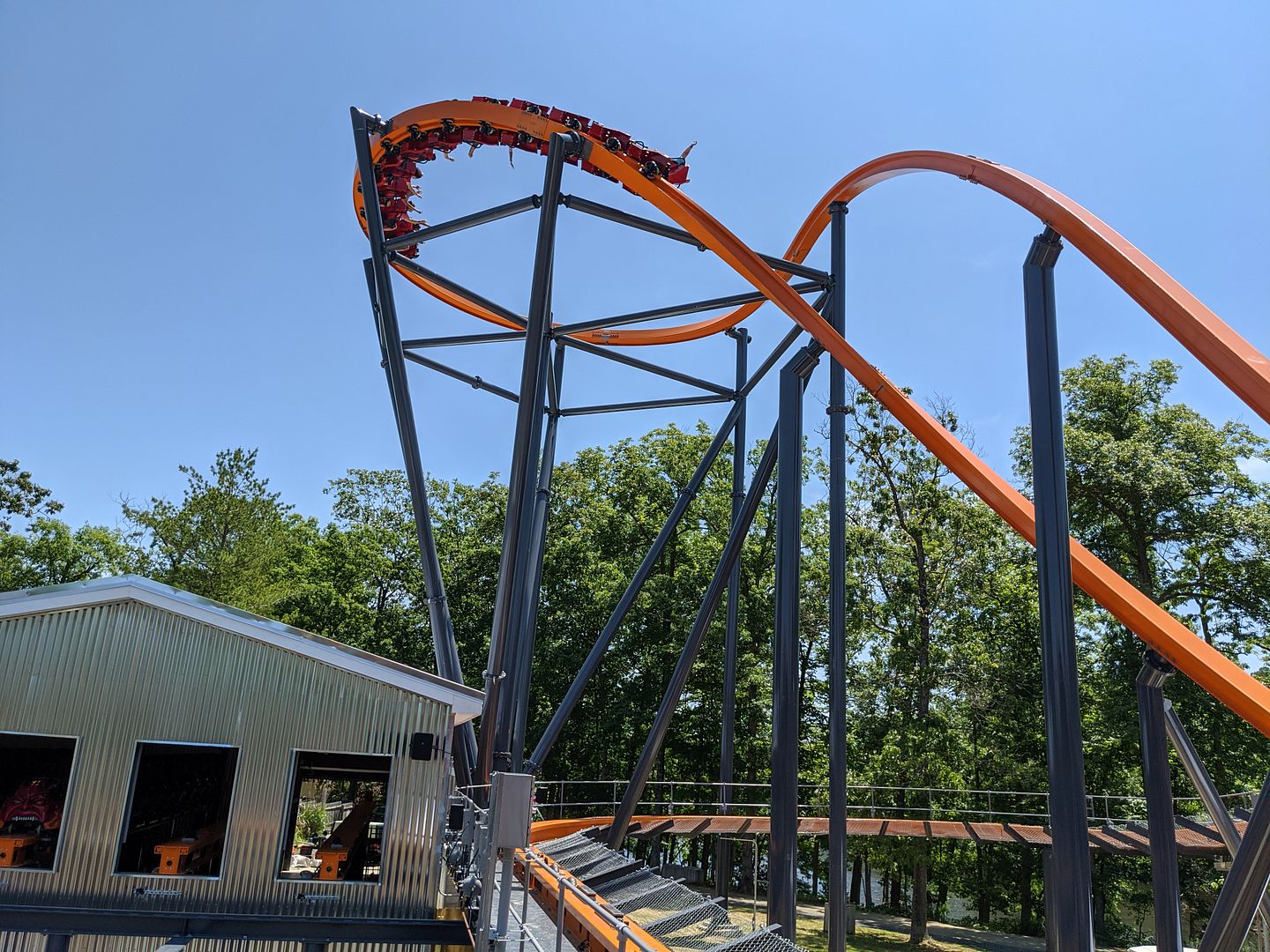 Six Flags Great Adventure Scores with a Devil of a Ride