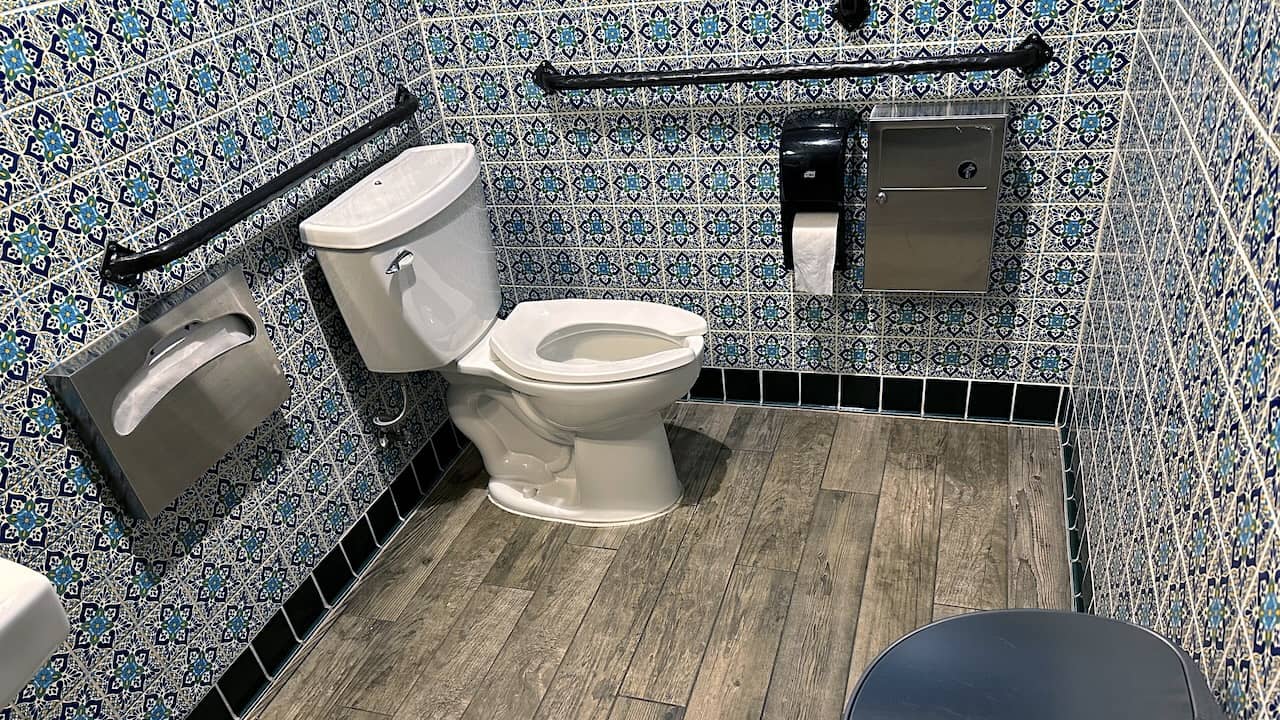 Casa Bonita bathroom