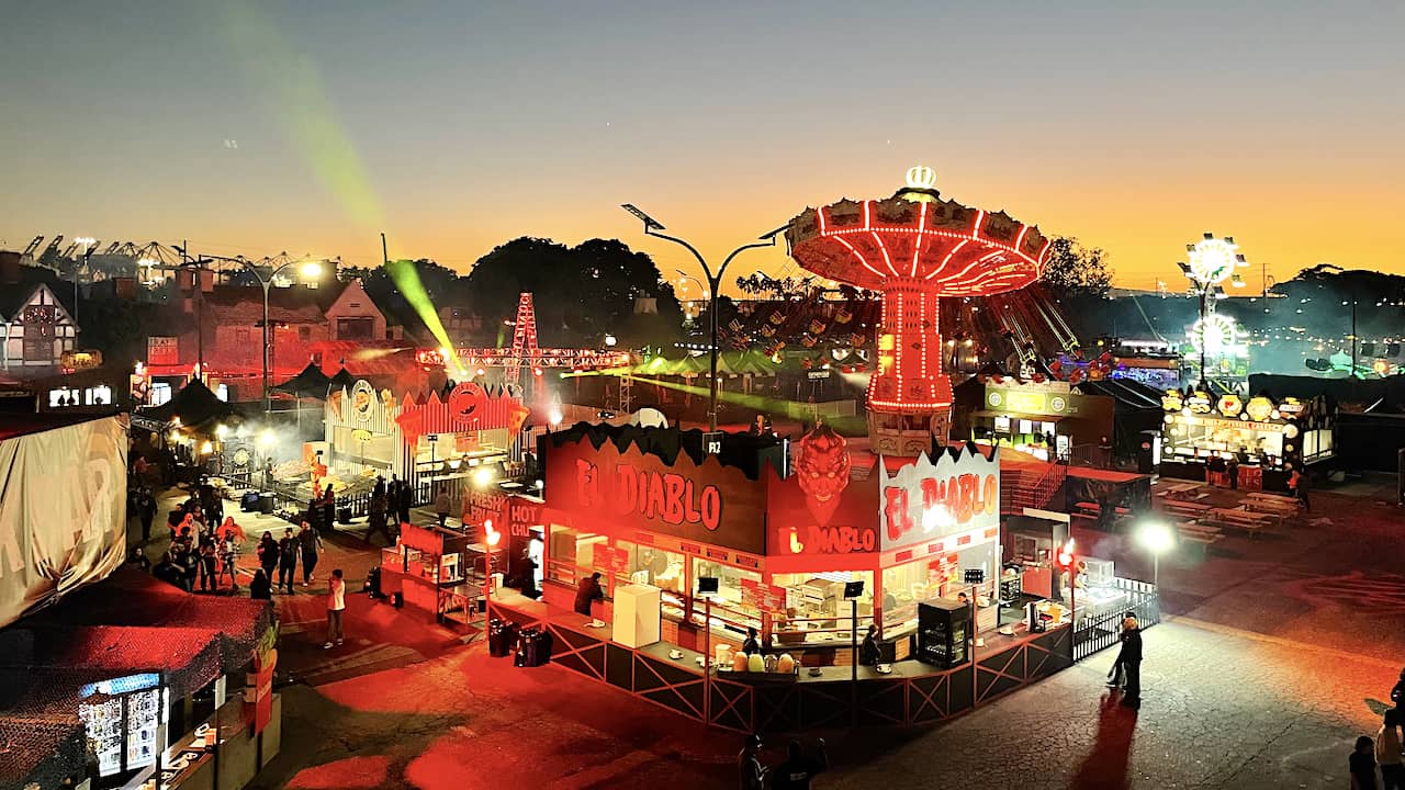 Dark Harbor carnival