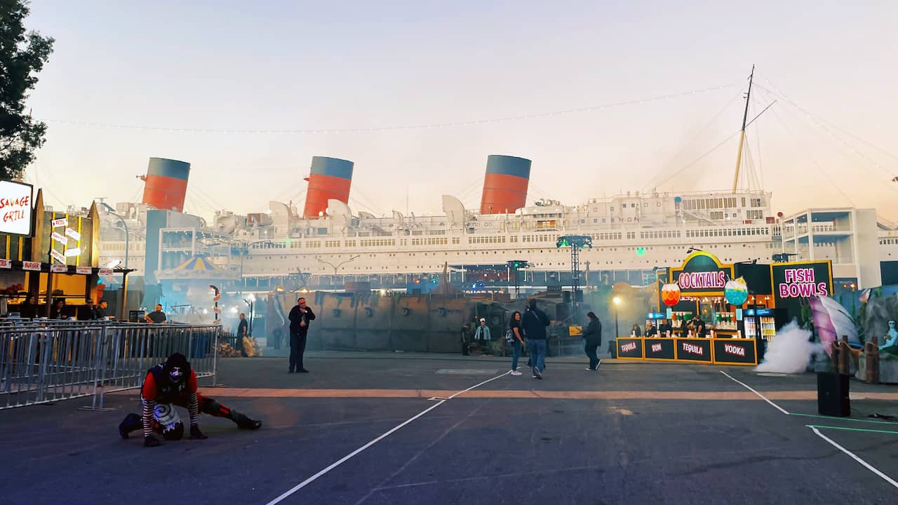 The Queen Mary at Dark Harbor