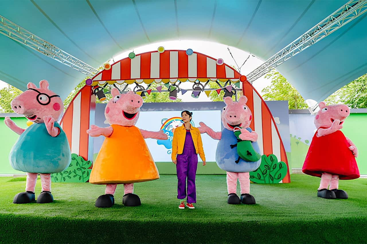 Peppa Pig Park stage