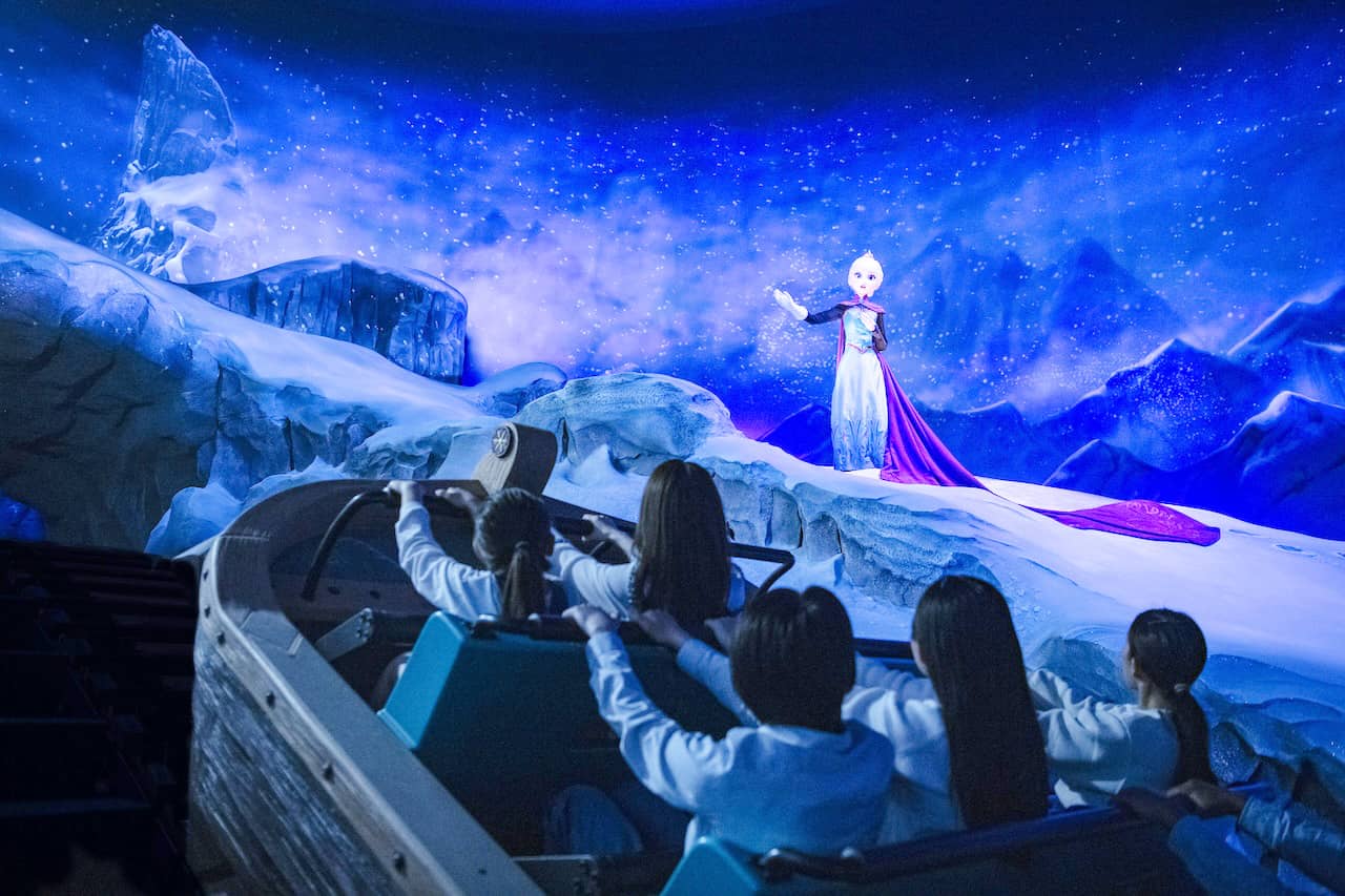 Tokyo Disney heats up Disney's 'Frozen' boat ride