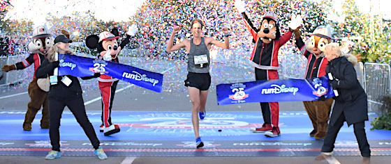 Fans crowd Disney World for 25th WDW Marathon weekend