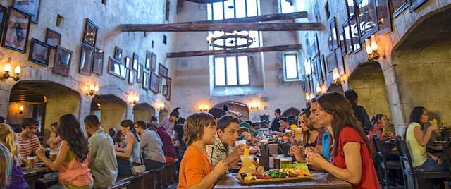 Universal's The Leaky Cauldron grabs restaurant honors