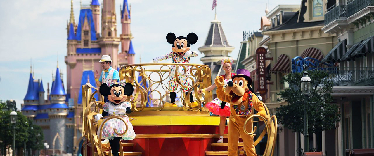 50 Years of Walt Disney World: What Time Is the Parade?