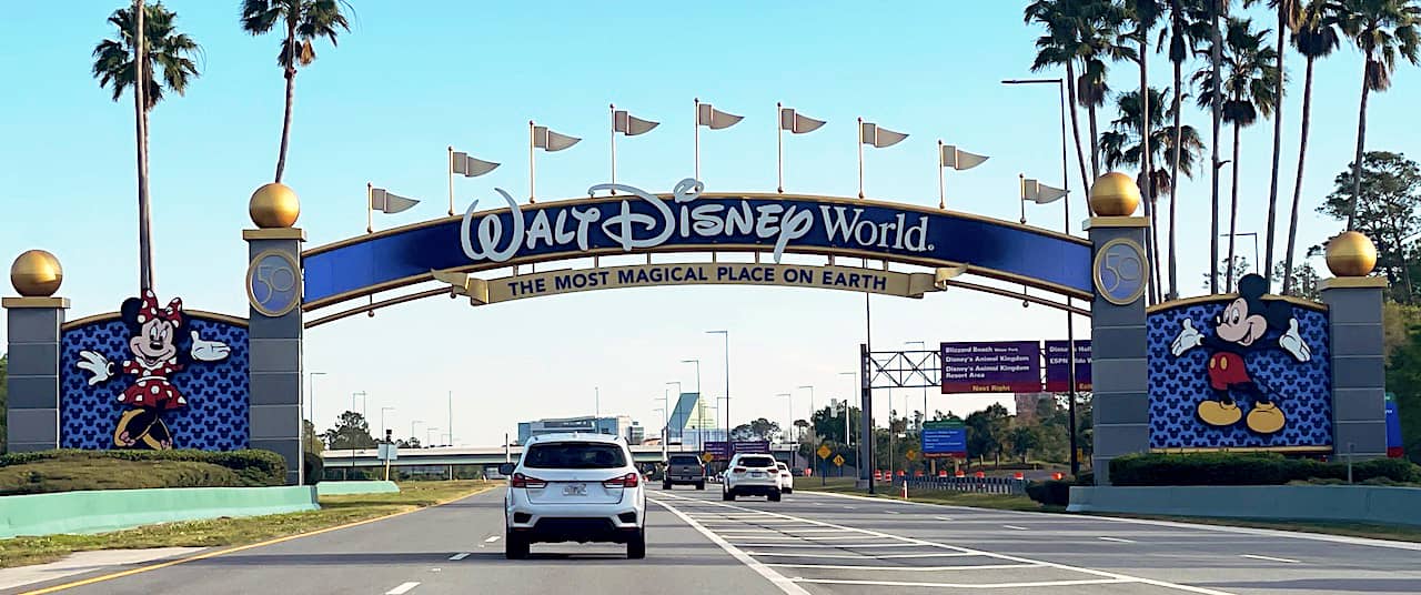 Disney World Sets Date for End of Passholder Reservations