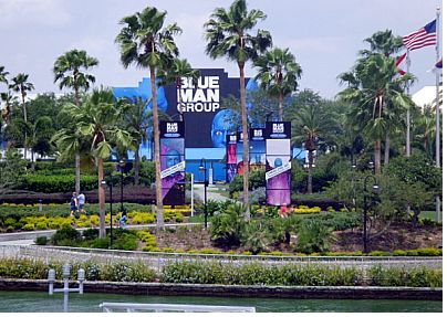 Blue Man Group (Universal Orlando) - Wikipedia