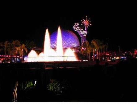 Epcot photo, from ThemeParkInsider.com